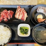 Shichirin Yakiniku Anan Utsukushigaoka Ten - 