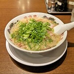 Rairai Tei Samukawa Ten - 王道！ラーメン(770円)。