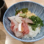 Osushi no Kadoya Russhiasu Ten - 海鮮丼