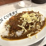 ライオンカレー - 料理写真: