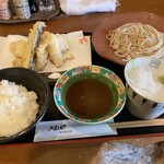 Uosai Shuzou Daigaku Akashi Ten - 鶏天ぷら定食 1,000円