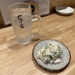 Takunomi Izakaya Gussan Chi - 黒霧島 グラス ソーダ割り、400円・ポテトサラダ、400円