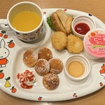 Cafe Restaurant Usasuke - お子様プチパンケーキセット