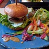 KITCHENめがね ときどき天然鮎 - 料理写真:「あやめがね」バーガー+木プレート