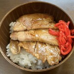 北海道ソウルフード - 十勝神豚ミニ丼ハーフ