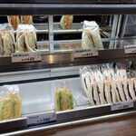 Sandwich Cafe Amami - 