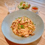 MARE YUHIGAOKA - (本日のパスタ)和風サーモンキノコパスタ ¥1,280