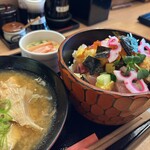 Dontoya - 数量限定　どんと丼＋あら汁と蟹の茶碗蒸し