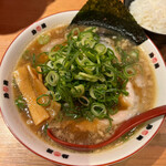 Chin Yuu Kawaramachi Rokkaku Ten - 麺のカタサは普通、ネギの量多め、背脂なしで注文