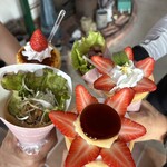 モミリーウィッチ - 料理写真:クレープで乾杯