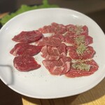 銀座羊屋 はなれ - ラム肩ロース
            ねぎ塩ラム肩ロース
            厚切りもも肉