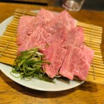 Yakiniku Dondon Haruyoshi Ten - 