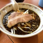 Eirai - 焦がしネギ入りラーメン