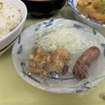 Namba Kyushokujo - 鶏肉と。。ﾅﾉﾆ、唐揚げを取ってしまってｵﾘﾏｼﾀ笑