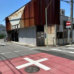 Gohoubi Omusubi - 金城市場、ちょっと殺風景だけど美味しいが見つかります