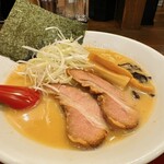 Hakata Ramen Jukusei Tonkotsu Ya - 辛みそ豚骨