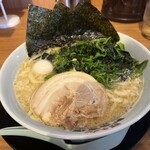 町田商店 - ラーメン ¥800、ほうれん草トッピング＋¥120(※アプリゴールド会員で無料）