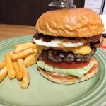 バーグハック - 料理写真:HACKバーガー