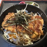 Inaka Ryori Shion - 【2024.5.23(木)】②ミニヒレソースかつ丼＋冷そばセット890円のヒレソースかつ丼