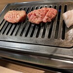 Yakiniku Namonaki Meiten e Ittou Nyuukon Ichimai Uri Yakiniku - 