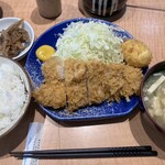 かごしま黒豚 六白亭 - 熟成厚切りロースかつ定食