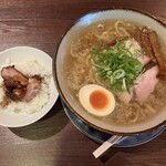 麺屋ふうすけ - 中華そば 味玉 肉めし