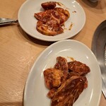 焼肉 百福食堂 - やわらかロース、ハラミ