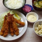 Manjiro - エビフライ定食950円