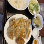 順順餃子房 - 