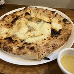 Pizzeria ao Nakamozu Ten - 