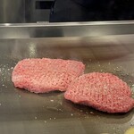 Teppanyaki Steak Hitotsuba Miyachiku - 