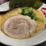 Yokohama Iekei Ramen Ginya Shiroi Ten - 