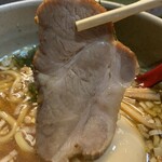 麺屋 番 - 厚切り炙りチャーシュー