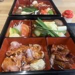 Kokusan Tori Yakiniku Waki Aiai - 