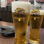 大衆居酒屋 呑福 - ハッピーアワーで生ビールが一杯250円をそれぞれ2杯ずついただきました。