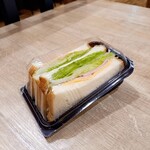 Green Pockets - レタスサンド 420円