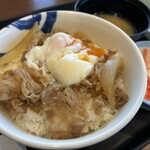 Matsuya Haruhi Nanshimomoto Machi Ten - ダブルで選べる卵かけご飯半熟玉子（ミニ牛丼）290円