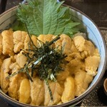 片倉うに屋 - 生雲丹丼は生雲丹がたっぷり