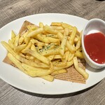 PIZZA & PASTA SALVATORE Senta Minami - 