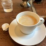 レストランキャトル - 食後にコーヒーを