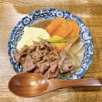 チキン南蛮とお酒。 キラクニ - 和牛のクリーミー肉じゃが