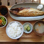 Yoridokoro Yuigahama Odori Ten - さば塩定食