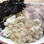 新潟老麺 あばり - 燕鬼背脂老麺汁なしばらのり　アップ