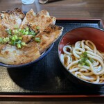 食堂 かわひがし - 元祖まぼろしの味噌豚丼+ミニうどん❗️