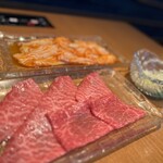 Yakiniku Sansui Ginza Ten - ロース、ホルモン