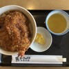 ヨーロッパ軒 - ミックスカツ丼の(中)を注文。カツ×1 ・エビ×1 ご飯並み盛りとなります。