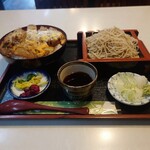 Ahara Hon Ten - カツ丼セット(そば・うどん付き)1180円