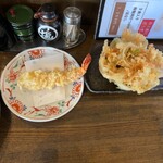 Mugiya - "海老天"330円と"かき揚げ"220円♪