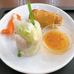 Vietnam Restaurant XIN CHÀO - 春巻き