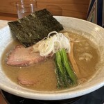 Ramen Tanoshimi - 限定煮干し豚骨ラーメン